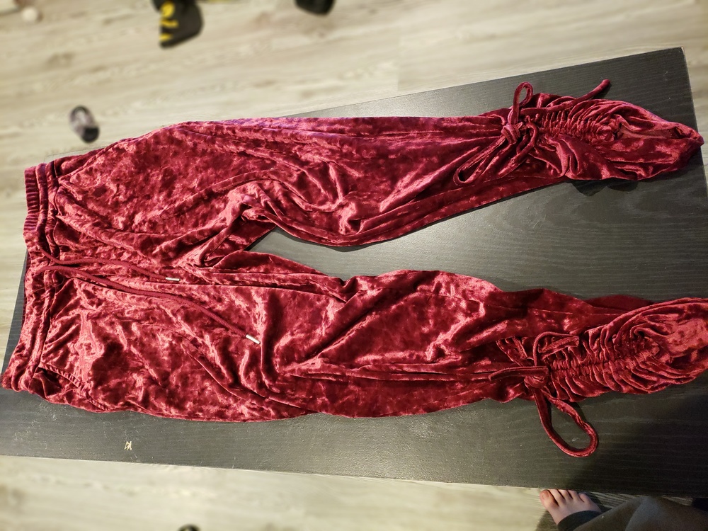 Velvet joggers super comfy